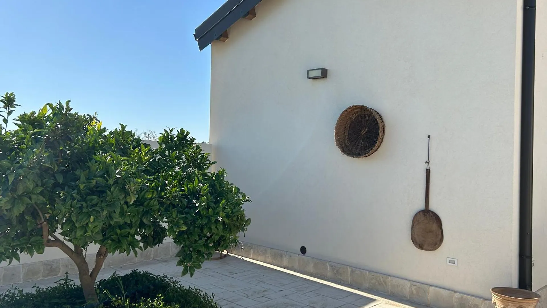 Baglio Il Gelso E L'Ulivo Appartamento Il Carrubo Reitani Italy