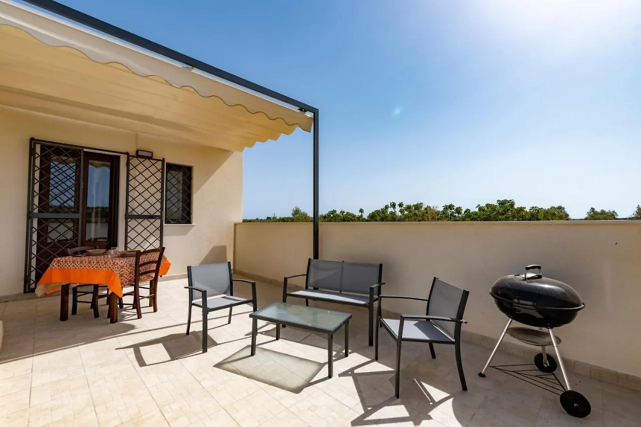 Apartment Baglio Il Gelso E L'Ulivo Appartamento Il Carrubo Reitani Italy